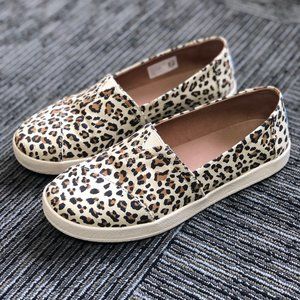 TOMS Avalon Slip-On Sneaker
